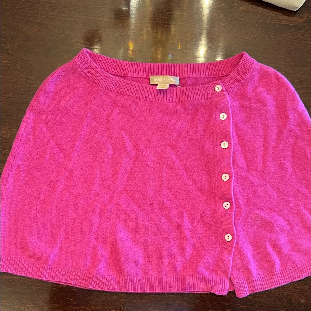 Nordstrom Fuchsia Pink 100% Cashmere Shoulder Cape One Size